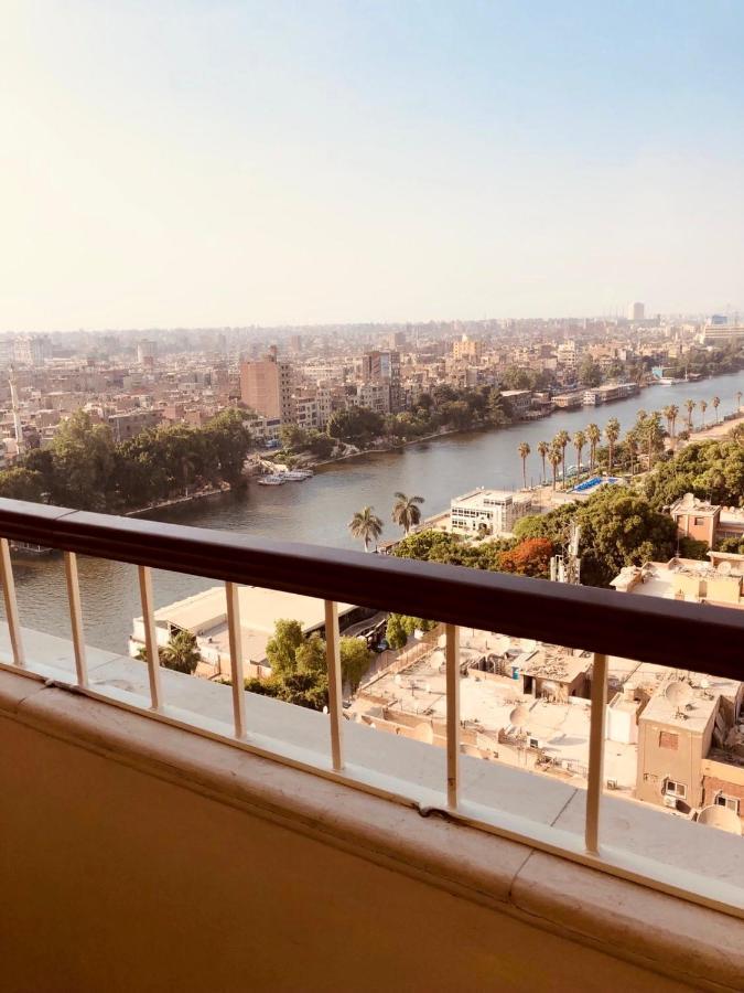 Balcony Penthouse - Spacious, Best Location Cairo Exterior photo